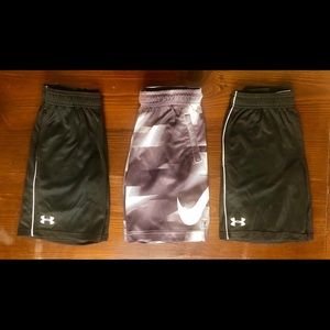 Athletic Wear Under Armor (2) Nike (1)